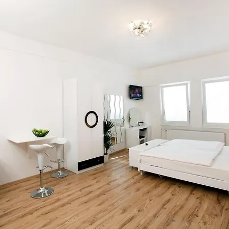 Design Aparthotel 3*